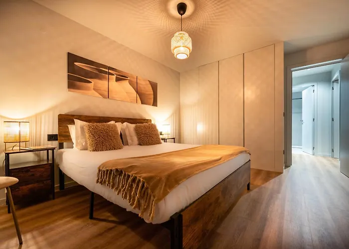 Extra Large 2br Next To Metro Station 아파트 Bicas